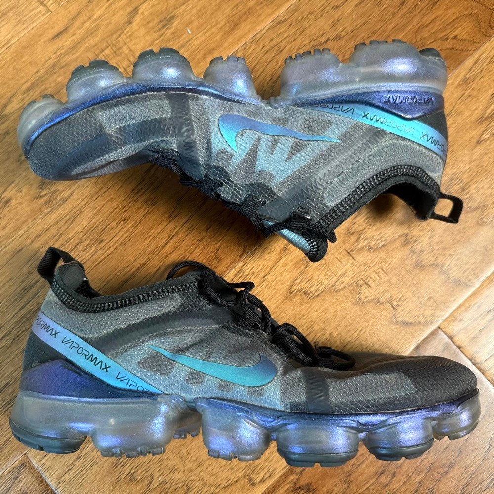 Nike Air VaporMax 2019 Throwback Future Size 7.5 Sneakers AR6631-001